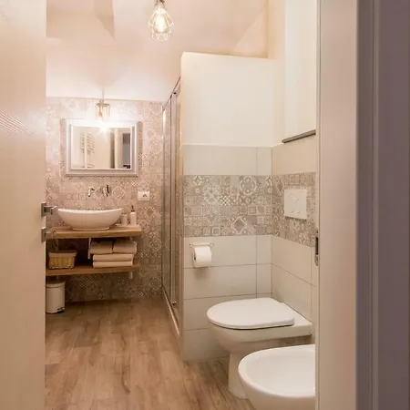 בית הארחה Luxury